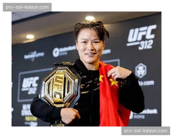 特写：张伟丽训练营的清晨——卫冕之路从凌晨五点的跑步开始